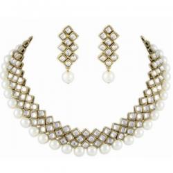 Karatcart Brass, Alloy Jewel Set Gold, White,Karatcart Brass, Alloy Jewel Set Gold, White