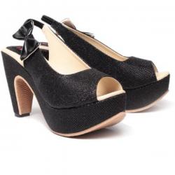 Ruby Hilarious Women Black Heels, Black