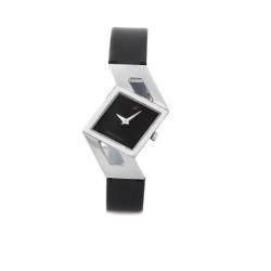 Fastrack NG6035SL02 Basics Analog Watch