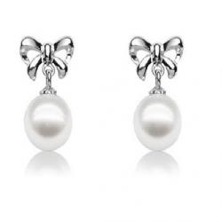 Silver Shoppee Designer Pearl Alloy Stud Earring